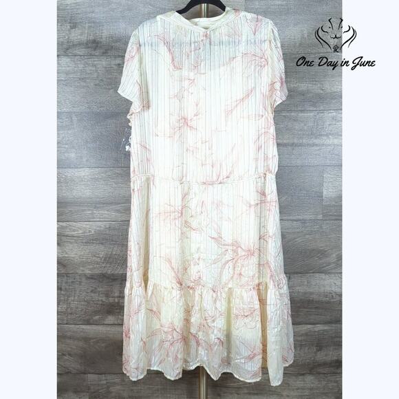 Liz Claiborne Crema Floral Layered Short Sleeve Dress Size 2X - Picture 2 of 6